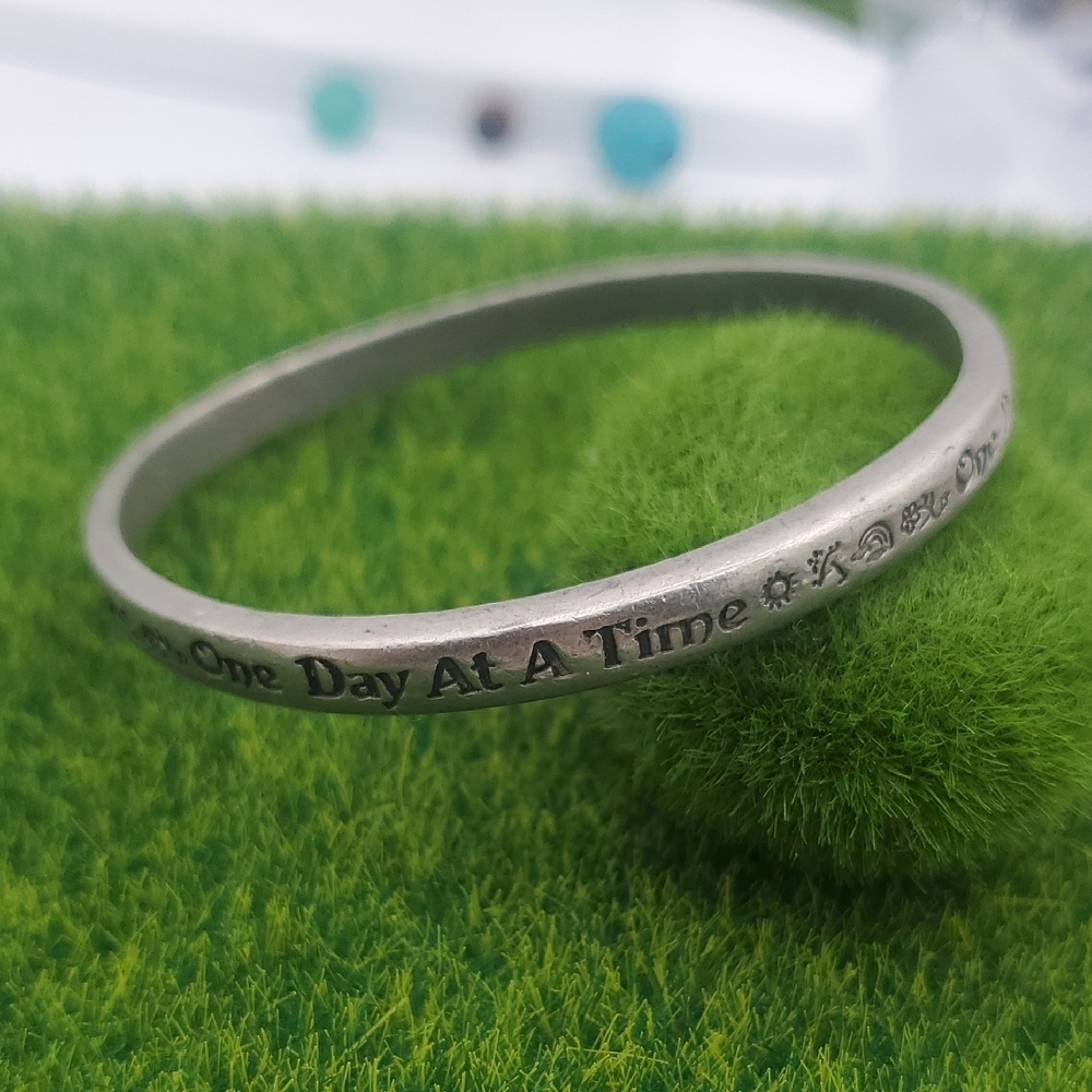 One Day At A Time Inspirational Pewter Bangle Bracelet B3023